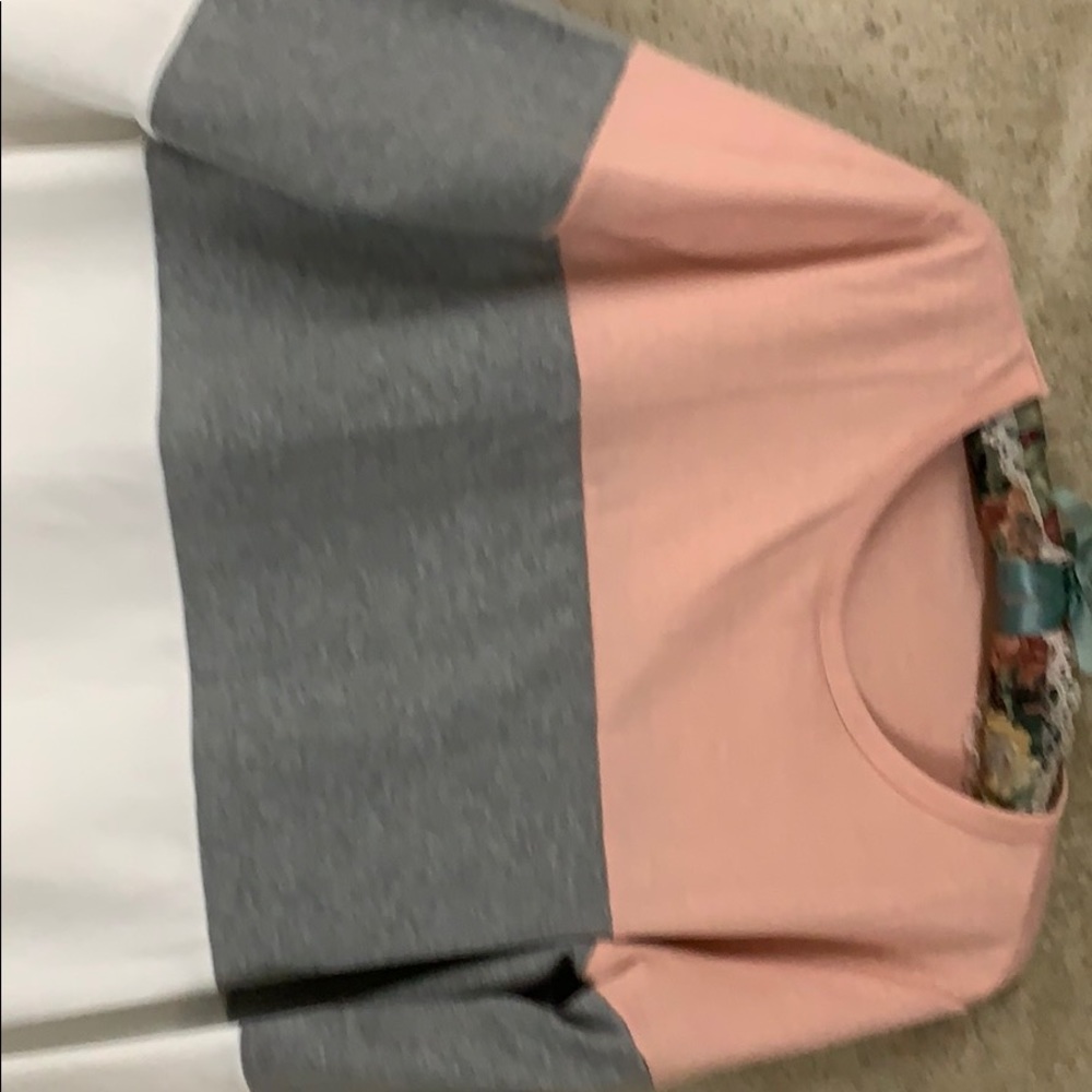 Light sweatshirt
